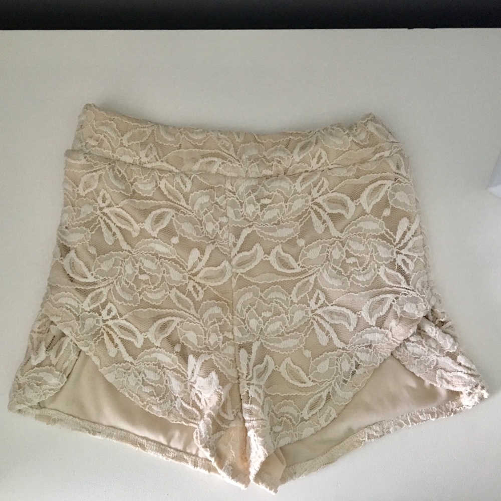 Lace shorts